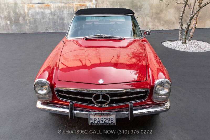 1970 Mercedes-Benz 280-Class