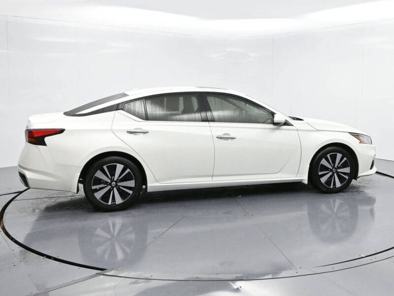 2022 Nissan Altima 2.5 SL