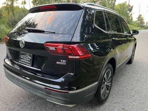 2018 Volkswagen Tiguan 2.0T SEL 4Motion