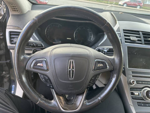 2017 Lincoln MKZ Reserve