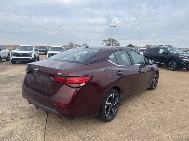 2024 Nissan Sentra SV