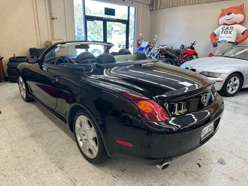 2005 Lexus SC 430