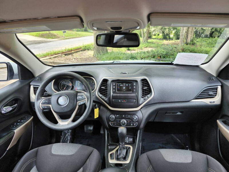2018 Jeep Cherokee Latitude