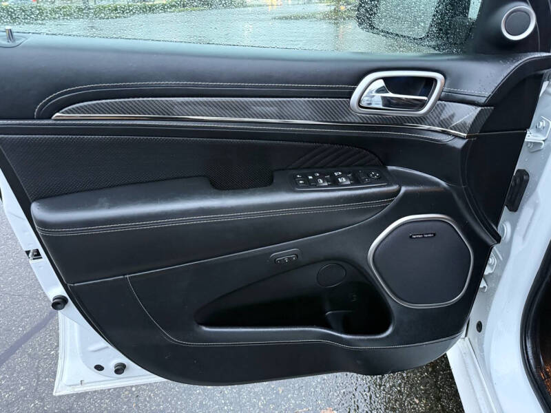 2017 Jeep Grand Cherokee SRT