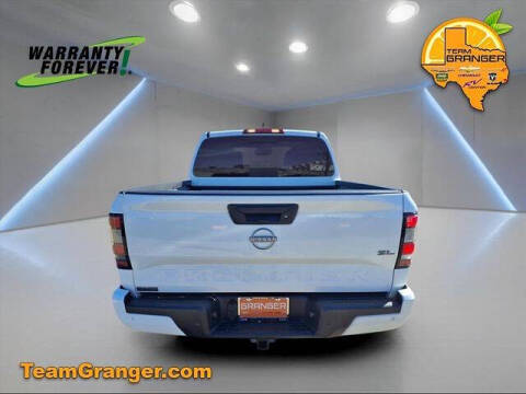 2024 Nissan Frontier SL