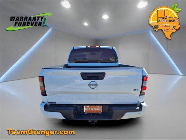 2024 Nissan Frontier SL