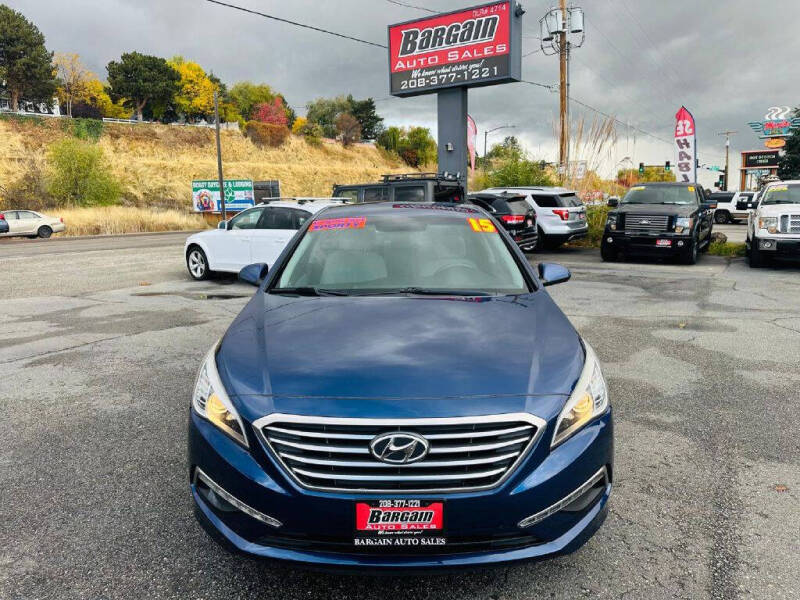 2015 Hyundai Sonata SE photo 2