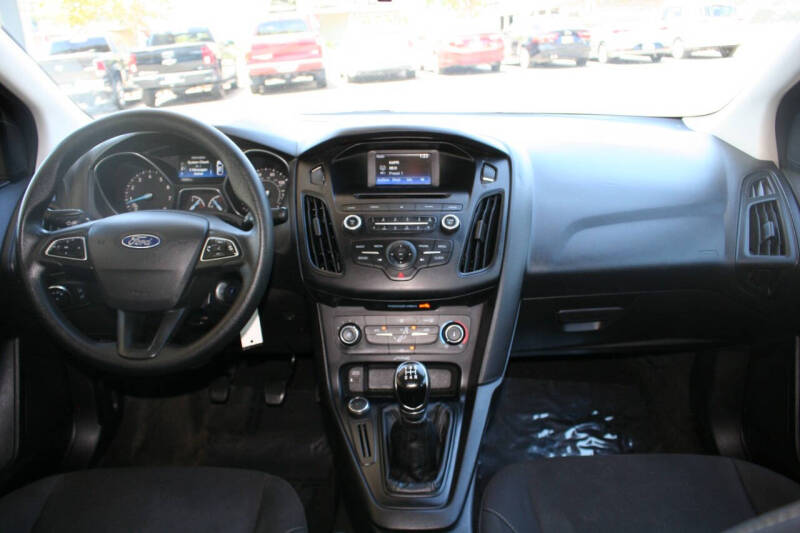 2017 Ford Focus S