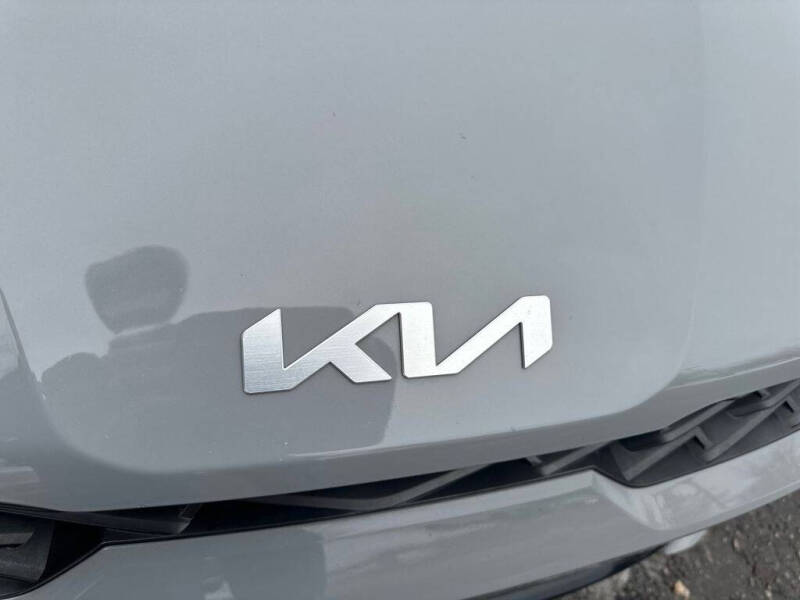 2023 Kia K5