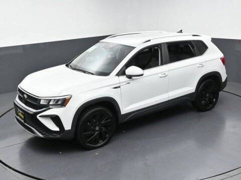 2024 Volkswagen Taos SE 4Motion