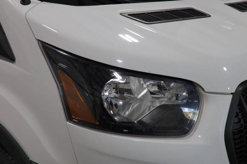 2022 Ford Transit 250