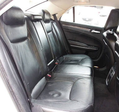 2015 Chrysler 300 Limited