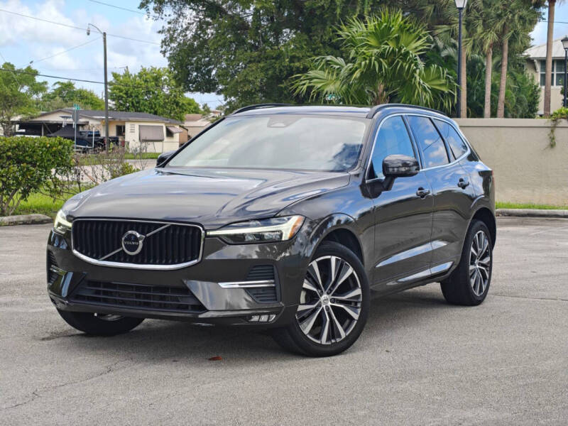 2022 Volvo XC60 Momentum
