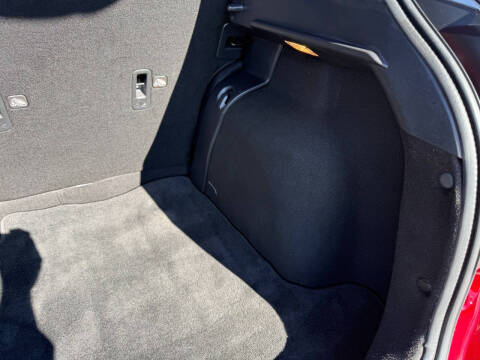 2022 Nissan Kicks SR