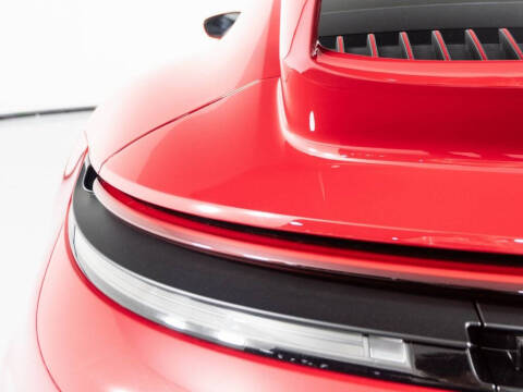 2025 Porsche 911 Carrera