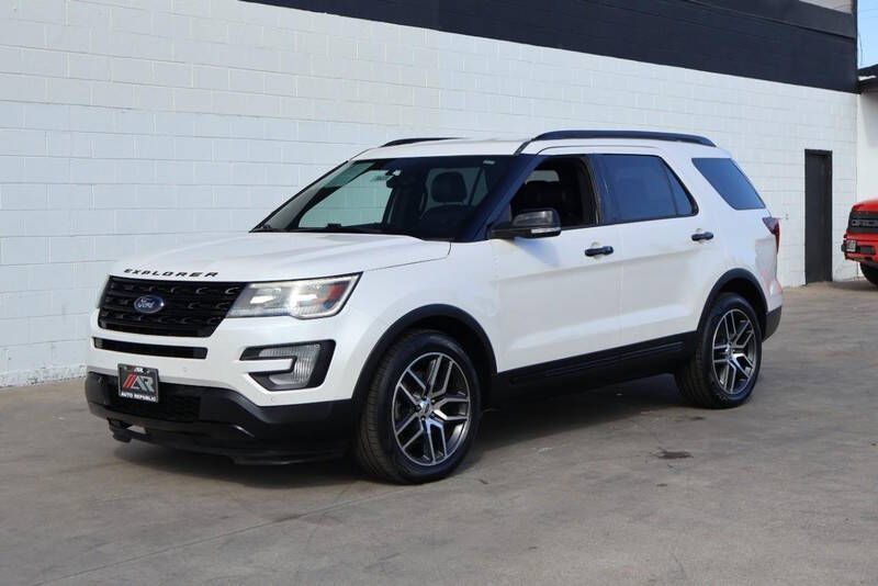 2017 Ford Explorer Sport