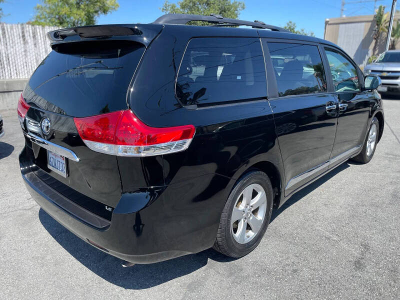 2013 Toyota Sienna