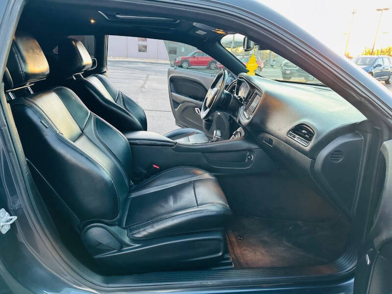 2018 Dodge Challenger SXT