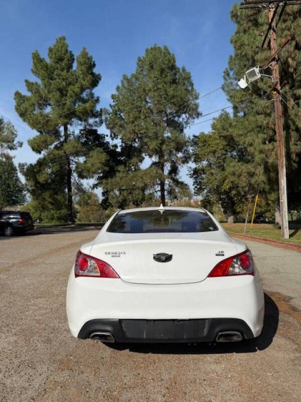 2012 Hyundai Genesis Coupe 3.8 R-Spec