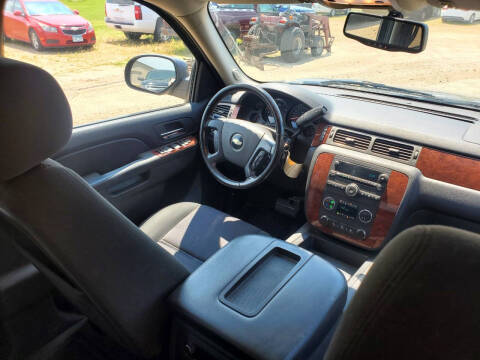 2010 Chevrolet Avalanche LS