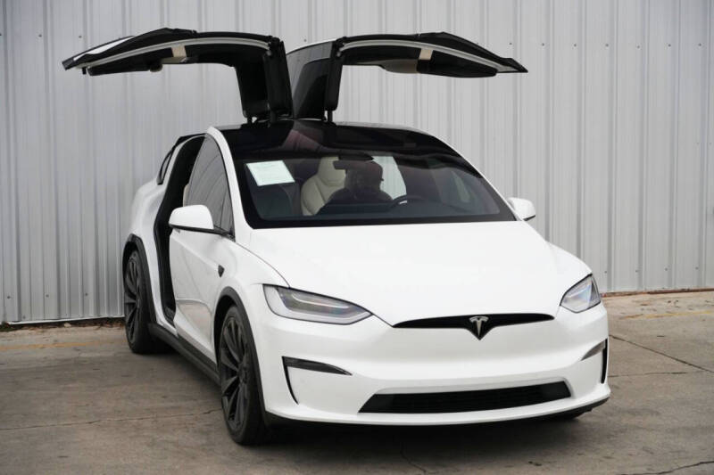 2023 Tesla Model X Standard Range
