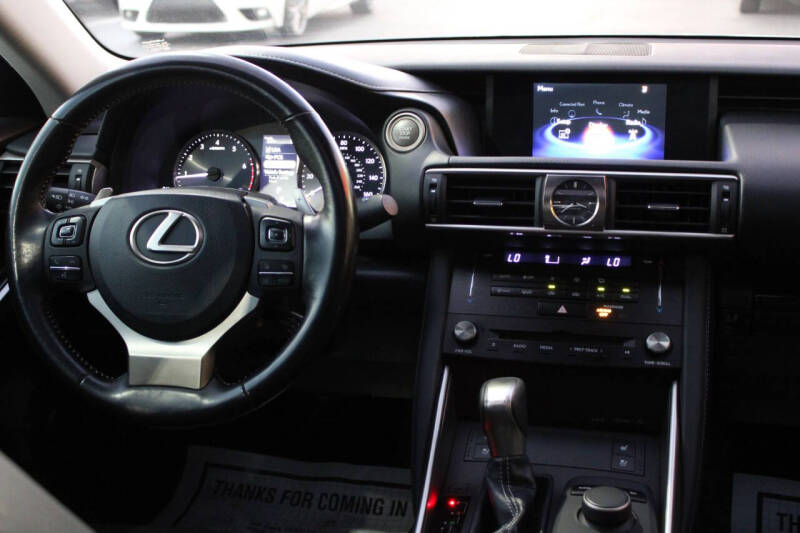 2018 Lexus IS 300