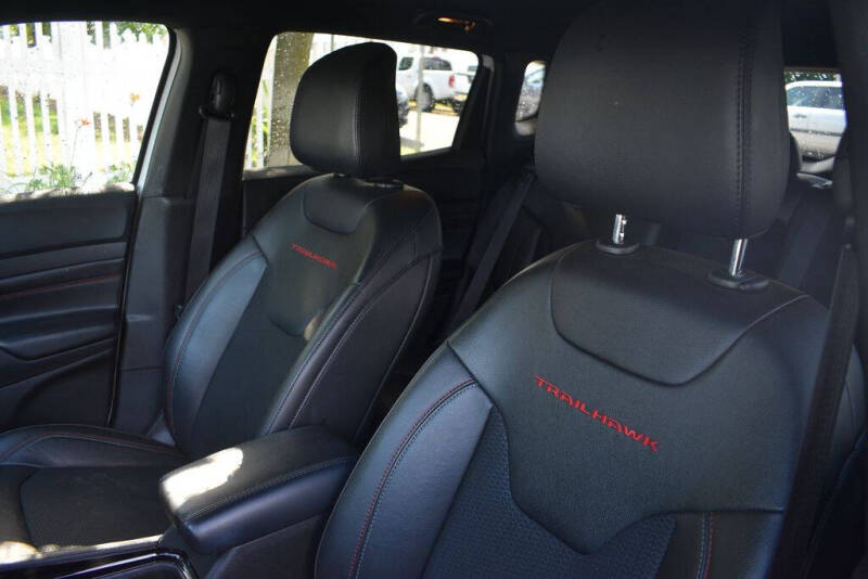 2025 Jeep Compass Trailhawk