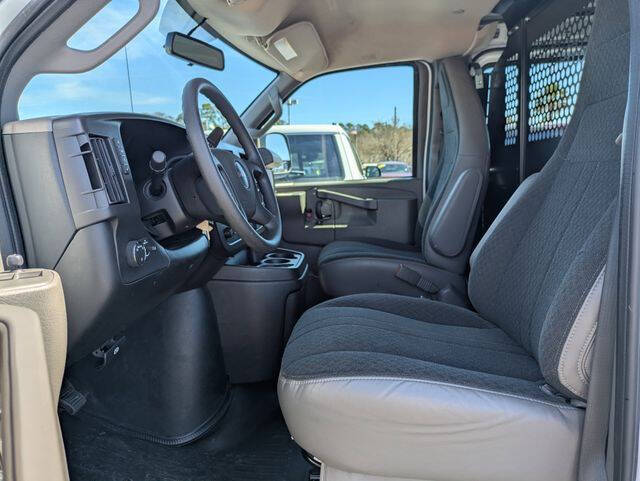 2024 GMC Savana 2500