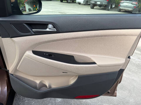 2017 Hyundai Tucson SE Plus