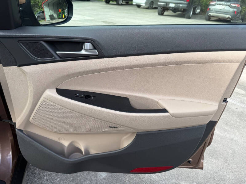 2017 Hyundai Tucson SE Plus