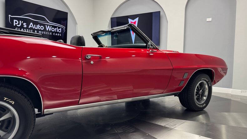 1969 Pontiac Firebird