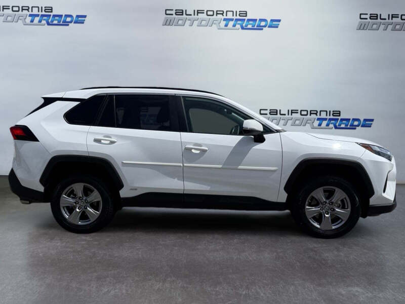 2023 Toyota RAV4 Hybrid LE