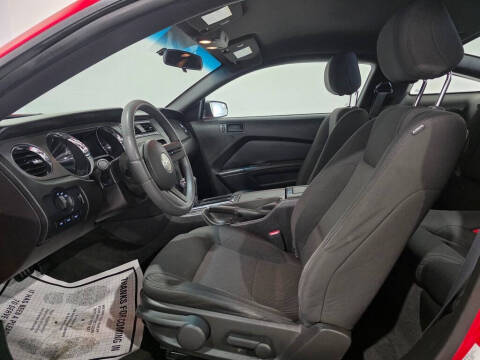 2012 Ford Mustang V6