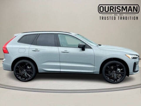 2026 Volvo XC60 B5 Ultra Black Edition