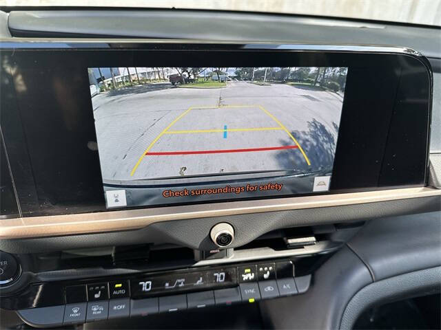 2024 Toyota Crown XLE