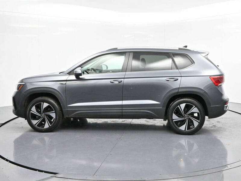 2024 Volkswagen Taos SE 4Motion