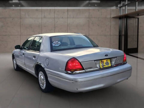 2001 Ford Crown Victoria
