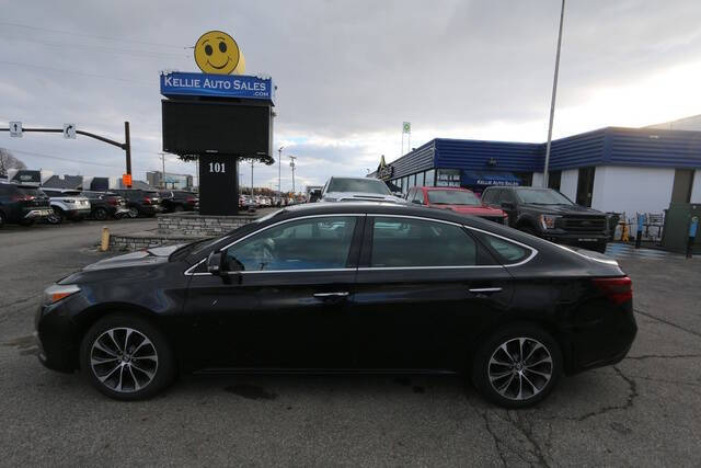 2016 Toyota Avalon XLE