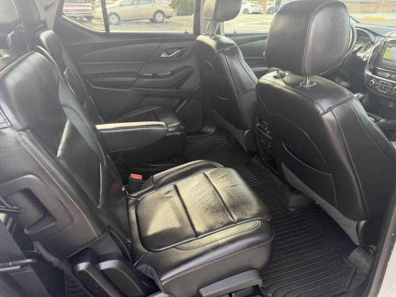 2018 Chevrolet Traverse LT Leather