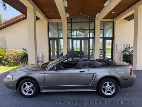 2002 Ford Mustang Deluxe