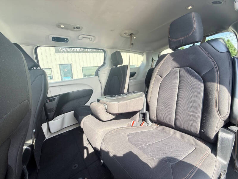 2017 Chrysler Pacifica Touring