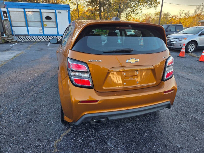 2017 Chevrolet Sonic LT Auto