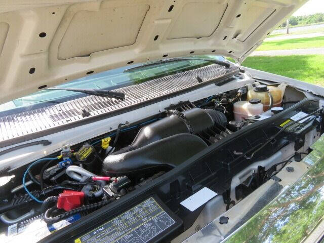 2010 Ford E-Series E-350 SD