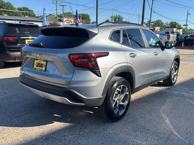 2024 Chevrolet Trax LT