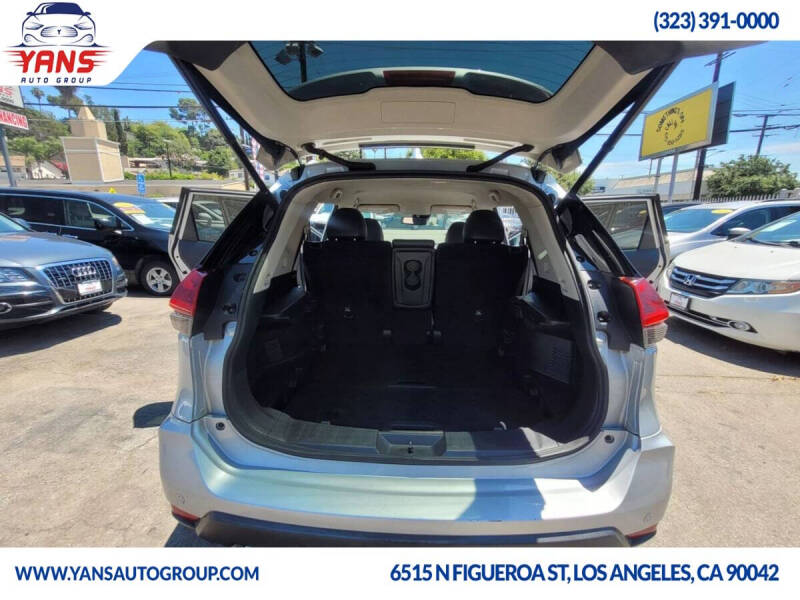 2020 Nissan Rogue SL