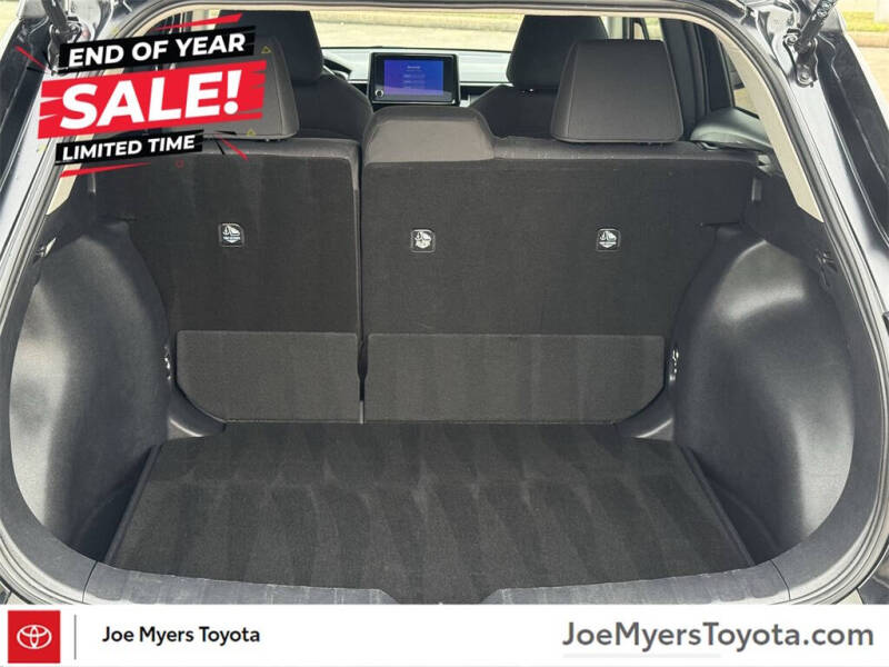 2025 Toyota Corolla Cross LE