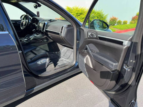 2015 Porsche Cayenne S