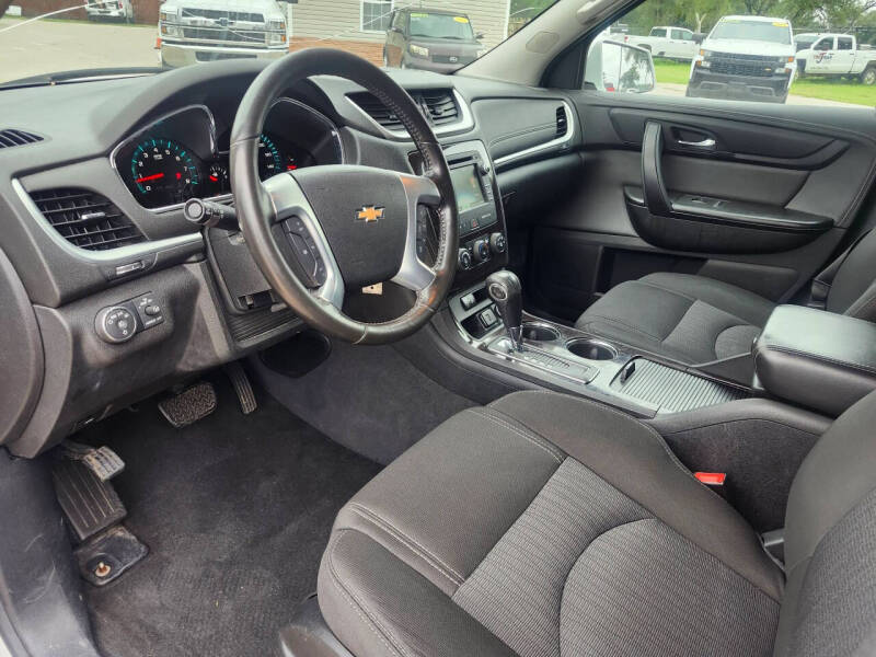 2017 Chevrolet Traverse LT