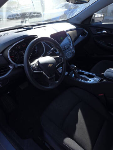 2024 Chevrolet Malibu LT