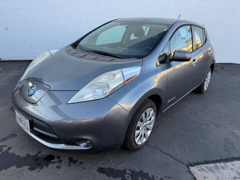 2015 Nissan LEAF S